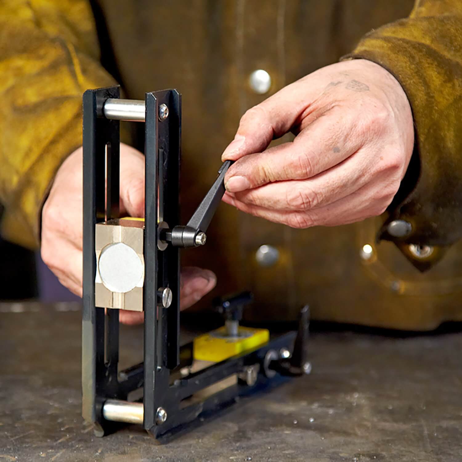 Magswitch 90 Degree Angle 165 - 8100548 Live View